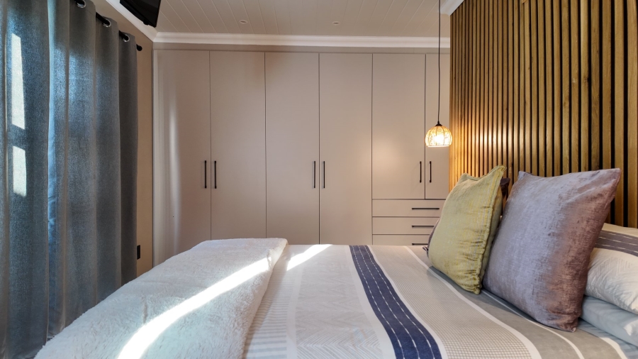 3 Bedroom Property for Sale in Stilbaai Wes Western Cape